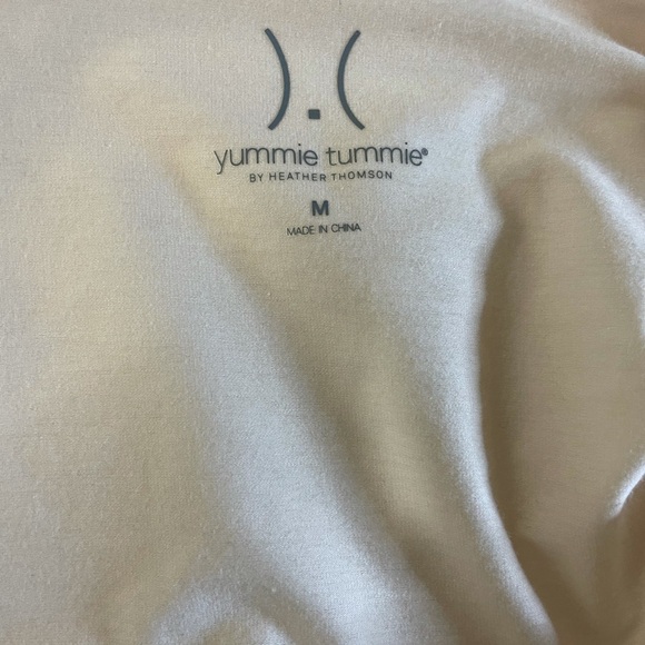 Yummie Tummies shaping tee size Medium. - Picture 6 of 6
